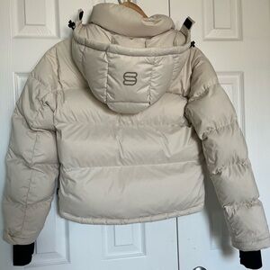 The Super Puff Shorty- Matte Pearl - 2XS